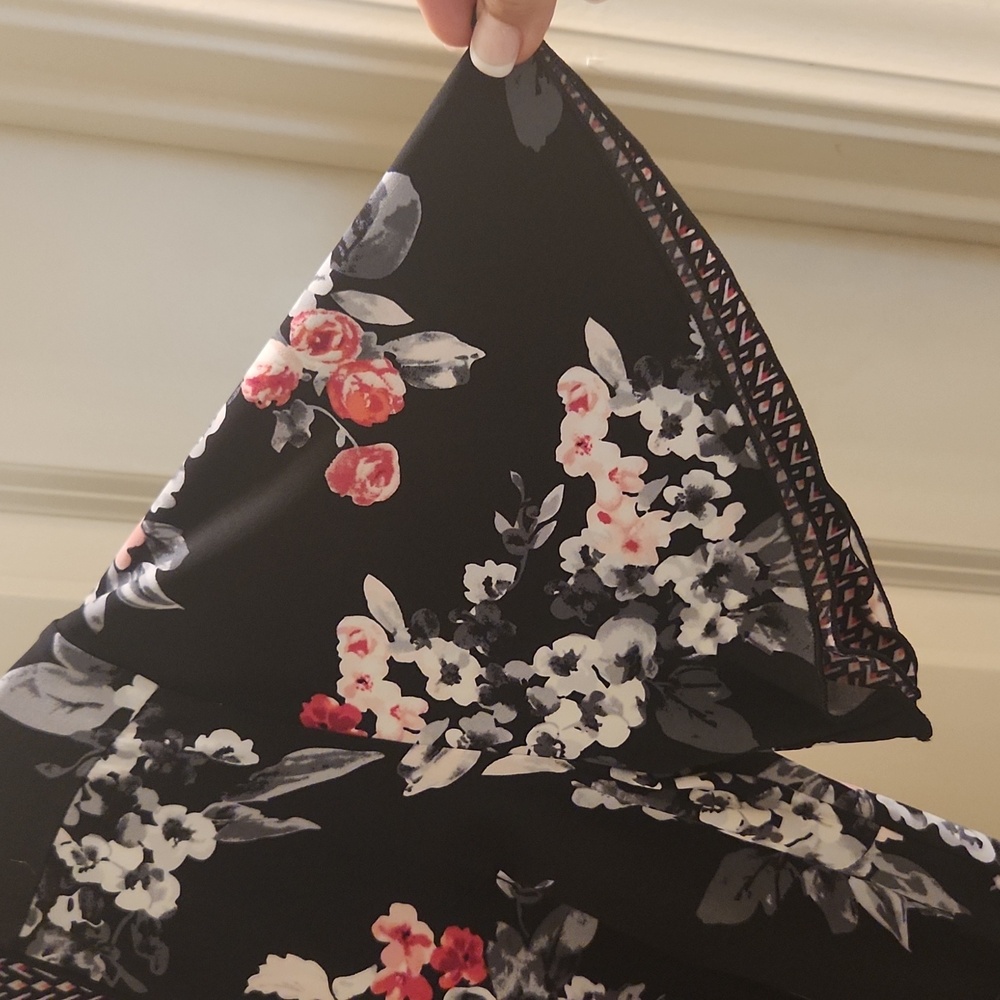 White Hoise Black Market reversible dress - Picture 8 of 8